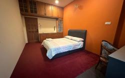 Seladah Stay G [Double Room with Shared Bathroom] 