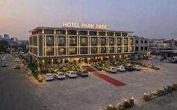 Hotel Park Tree IGI Airport