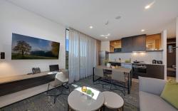 Littomore Suites Kingswood