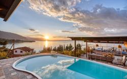 Magical View, Villa Asproneri, Kamena Vourla