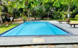 Kaaya Eco Resort