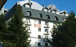 Apartamentos Midi 3000