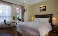 Classic street hotel hanoi