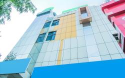 Western Suites Hotel / Spa