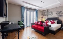 Suite Room 11 - 22Land Residence Boutique
