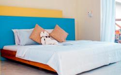 Ocean Breeze Hotel 