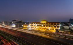Chitwan Midtown Hotel