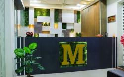 Hotel Menaka 