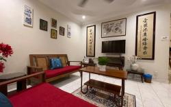 Baba & Charlie Home Stay (For 11 Pax)