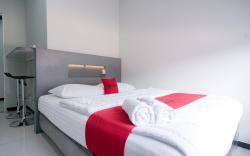 RedDoorz Plus Syariah @ Jalan Endro Suratmin Lampung