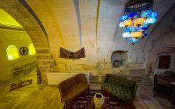 HERITAGE CAVE SUITES