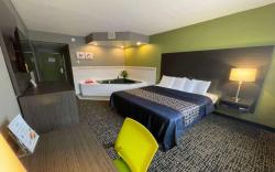 Wingate by Wyndham Lake George