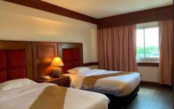 Raya Grand Hotel.