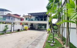 GARDEN COZY2STOREY HOME 4ROOM 10PAX@NEAR ALMAJUSCO