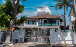 GARDEN COZY2STOREY HOME 4ROOM 10PAX@NEAR ALMAJUSCO