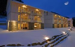 Nermo Hotel & Apartments
