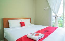 RedDoorz Plus Syariah @ Lotus Hotel Bojonegoro