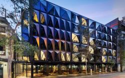 West Hotel Sydney - Curio Collection by Hilton