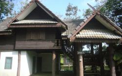 Mae Khum Villa