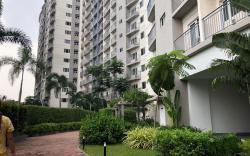 Pool view 1br condo @ SM Southmall