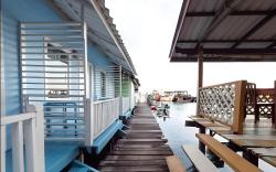 Kohchang Baanrimtalay Resort