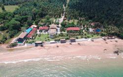 Bansaithong Beach Resort