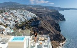 Mythical Blue Luxury Suites