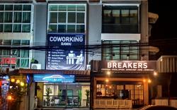 Breakers Hotel Rawai