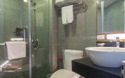 Moon Westlake - Studio Apartment 05