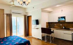 Circle by Noida Studios