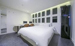 Winner Hotel