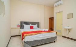 RedDoorz near Stasiun Tangerang