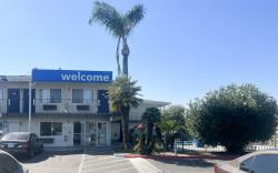 Motel 6 Tulare, CA