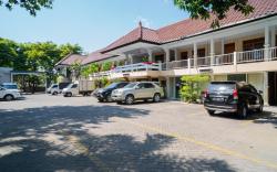 RedDoorz Plus Syariah @ Jalan Dokter Wahidin Bojonegoro