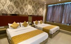 HOTEL BKC CROWN - NEAR TRADE CENTRE