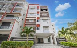 Super Townhouse Financial District Gachibowli Formerly Srinika Inn