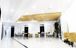 Travelbee Airport Inn