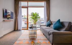 Luxury Onebed Room Hotel & Service Apartment