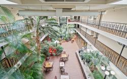 Coratel Plus Suites  Wichita West Airport