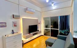 KW HOMESTAY UNO APARTMENT FULLY AIRCOND