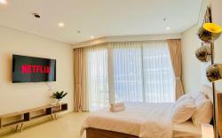 Studio Apartment Louis&Jack Home 50m2 with Balcony