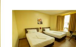 Expo Hotel