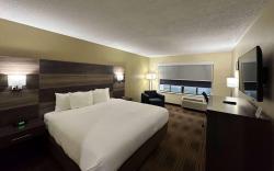 AmericInn by Wyndham Fort Atkinson