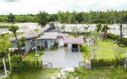 D House Pool Villa 