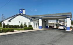Motel 6 Marianna, FL