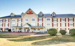 Econo Lodge Inn & Suites
