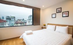 OnebedRoom Serviced Apartment  in  39 Linh Lang