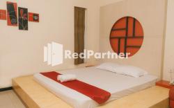 Pits Hotel Mitra RedDoorz near Atom Mall