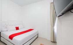 RedDoorz Syariah near Pelabuhan Ulee Lheue Banda Aceh