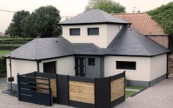 Le gîte suspendu et sa chambre cachée